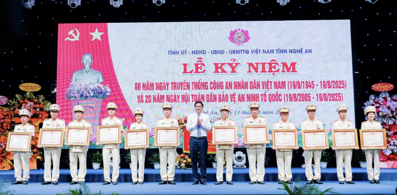 Công an Nghệ An: Phát huy truyền thống anh hùng, vững bước tiến vào kỷ nguyên phát triển mới -0