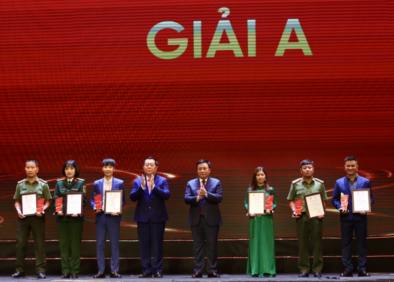 Giải báo chí toàn quốc “Vì An ninh Tổ quốc và bình yên cuộc sống” giai đoạn 2023 – 2025:  Tôn vinh các nhà báo “Tâm son, bút sắc” -0