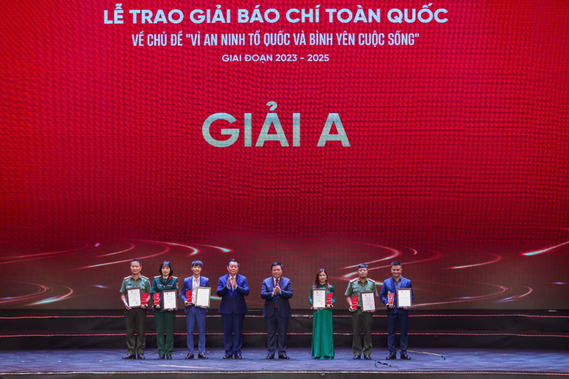 Tổng kết và trao Giải báo chí toàn quốc “Vì An ninh Tổ quốc và bình yên cuộc sống” -0