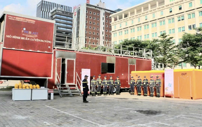 Thứ trưởng Lê Văn Tuyến kiểm tra công tác chuẩn bị sự kiện triển lãm quốc tế về PCCC và CNCH -0