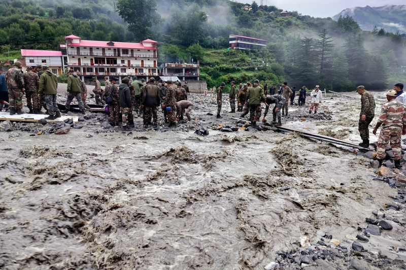 Ấn Độ: Mưa lớn gây lũ quét ở Kashmir, ít nhất 34 người thiệt mạng, hơn 200 người mất tích -0