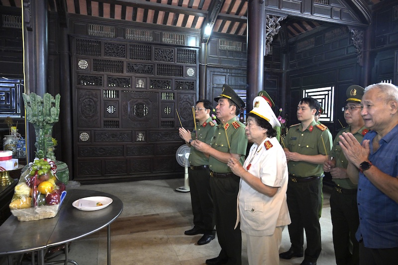 Tưởng nhớ, tri ân các đồng chí cố lãnh đạo Bộ Công an -0