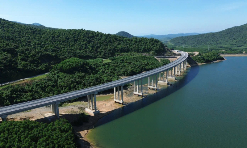 Có hai phương án phân chia phạm vi đầu tư mở rộng cao tốc Bắc – Nam -0