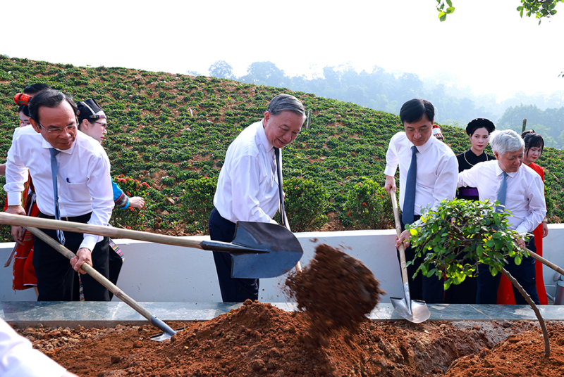 Phát huy sức mạnh toàn dân bảo vệ an ninh Tổ quốc trong kỷ nguyên mới -0