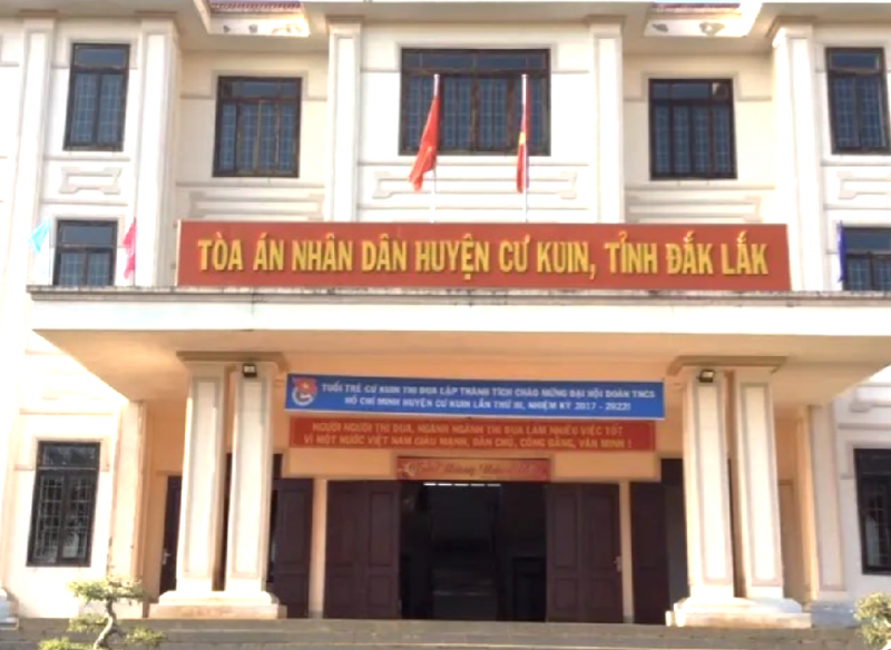 Tự tiện sửa bản án, môt cựu thẩm phán bị bắt -0