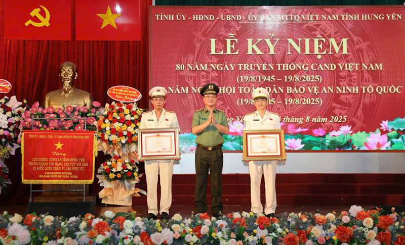 Tỉnh Hưng Yên long trọng kỷ niệm 80 năm ngày truyền thống lực lượng CAND -0
