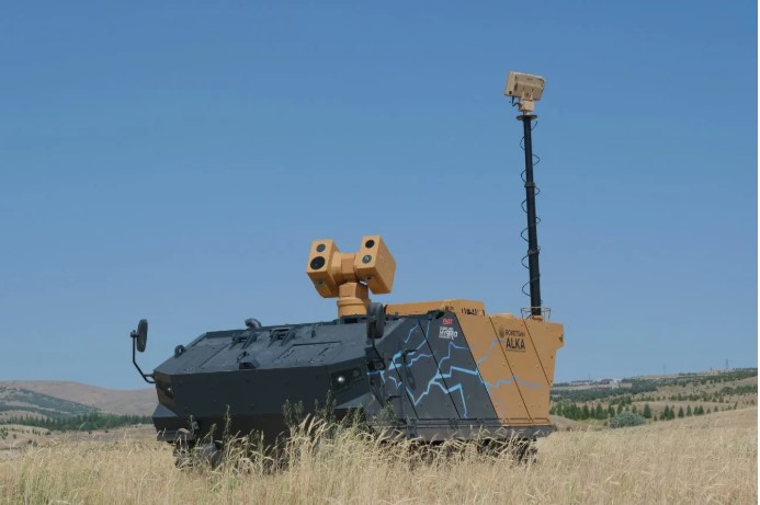 Xe tăng bắn “đạn” laser -0