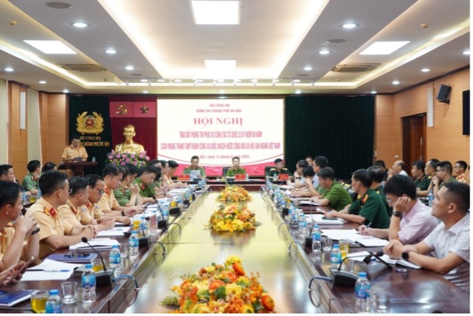 Trao đổi thông tin phục vụ công tác tổ chức các lễ kỷ 80 năm Cách mạng tháng Tám thành công -0