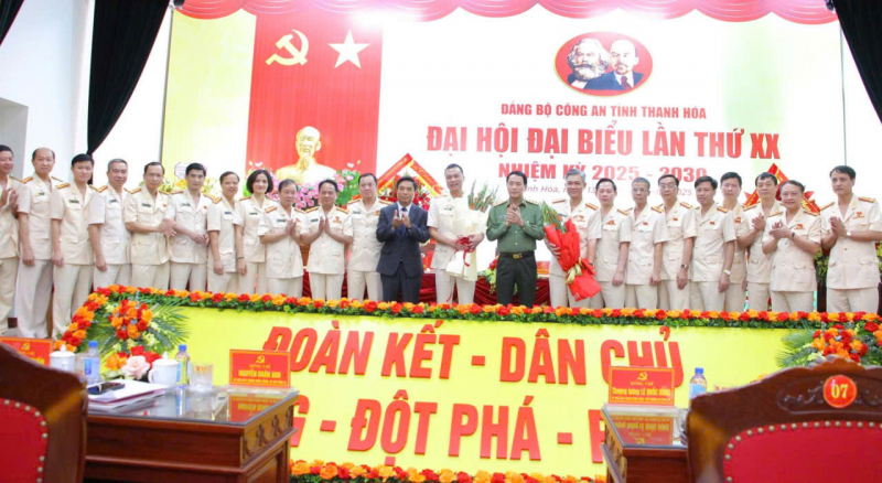 Xây dựng Công an Thanh Hóa trong sạch, vững mạnh, phục vụ đắc lực sự nghiệp phát triển kinh tế – xã hội của tỉnh -0