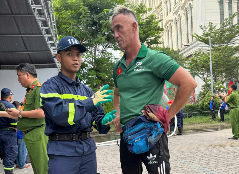 Rất đông khách đến tham quan và trải nghiệm tại Triển lãm quốc tế PCCC&CNCH -6