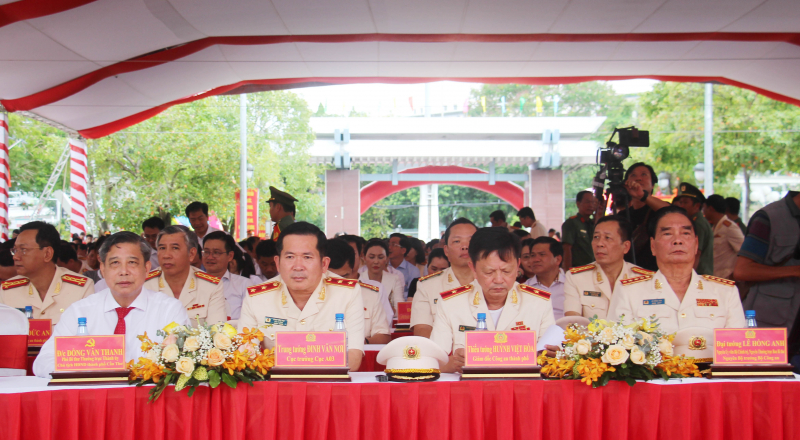 Công an TP Cần Thơ giữ vững an ninh, an toàn thành phố trung tâm vùng châu thổ Cửu Long -0