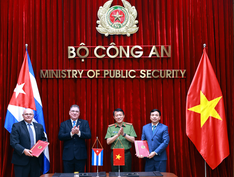 Bộ Công an Việt Nam và Bộ Nội vụ Cuba thúc đẩy hợp tác toàn diện, sâu sắc -1