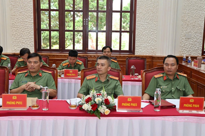 Phát huy ảnh hưởng của các KOL ngăn chặn vi phạm trên không gian mạng -0