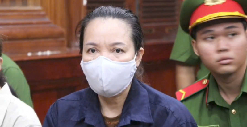 Hoãn phiên tòa xét xử nhóm “ác mẫu” Mái ấm Hoa Hồng -0