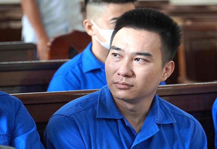 Khi con tim làm mờ lý trí -0