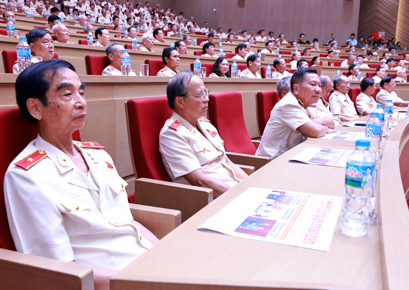 Điều quý giá, thiêng liêng nhất là CAND được Đảng và nhân dân tin yêu -1