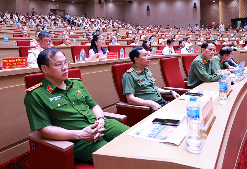 Điều quý giá, thiêng liêng nhất là CAND được Đảng và nhân dân tin yêu -1