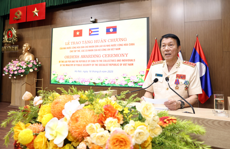 Dấu ấn quan hệ đặc biệt Việt Nam – Lào – Cuba trong ngày hội truyền thống CAND -0