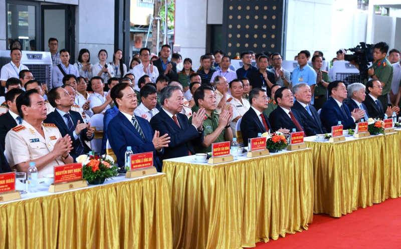 Tổng Bí thư Tô Lâm dự, cắt băng khánh thành Trụ sở Bộ Công an -0