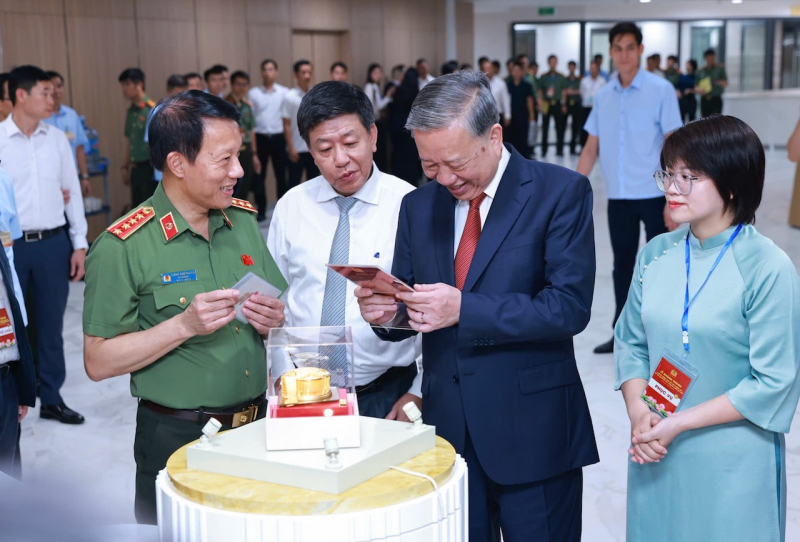 Điều quý giá, thiêng liêng nhất là CAND được Đảng và nhân dân tin yêu -1