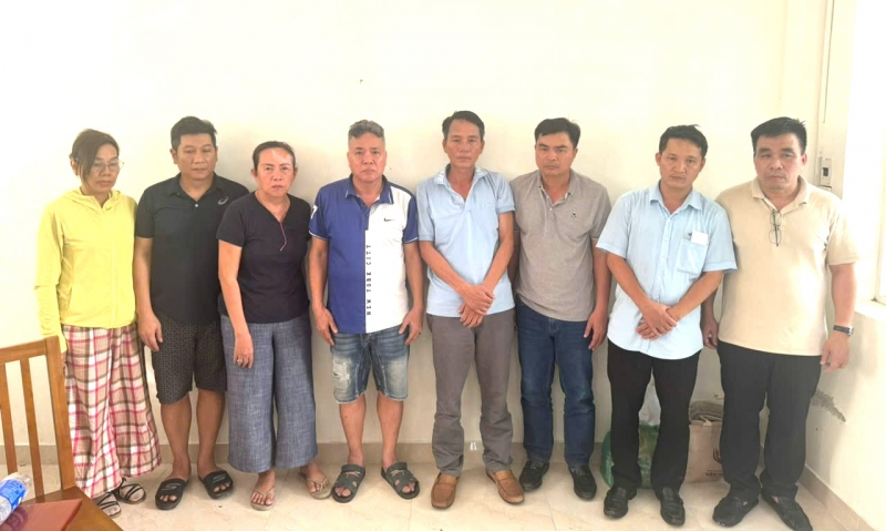 Phá sòng bạc ăn thua cả tỷ đồng mỗi ngày trong gara ô tô -0