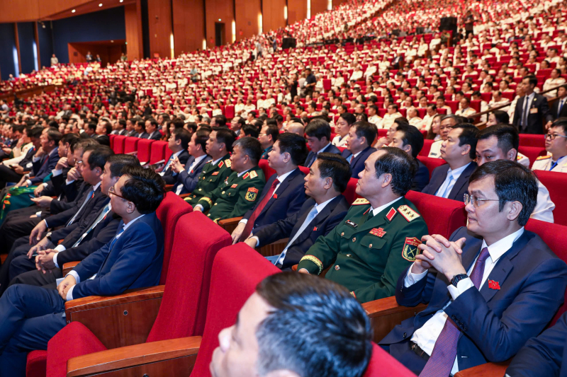 Tổng Bí thư Tô Lâm trao Huân chương Sao Vàng - phần thưởng cao quý nhất tặng Bộ Công an -0