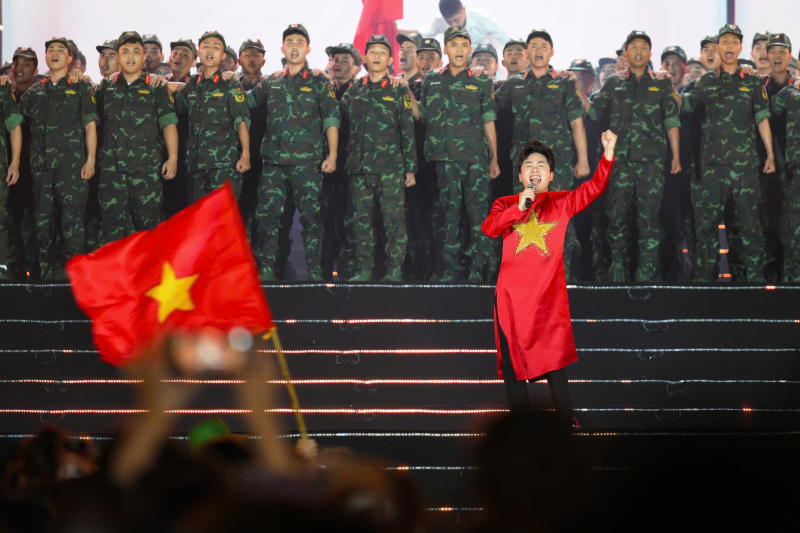Chương trình nghệ thuật “Tự hào Việt Nam”: Hoành tráng, mãn nhãn và đầy cảm xúc -1