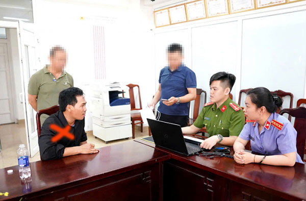 Khi con tim làm mờ lý trí -0
