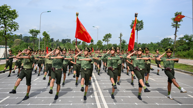 Những câu chuyện đặc biệt trên thao trường huấn luyện diễu binh  A80 -0