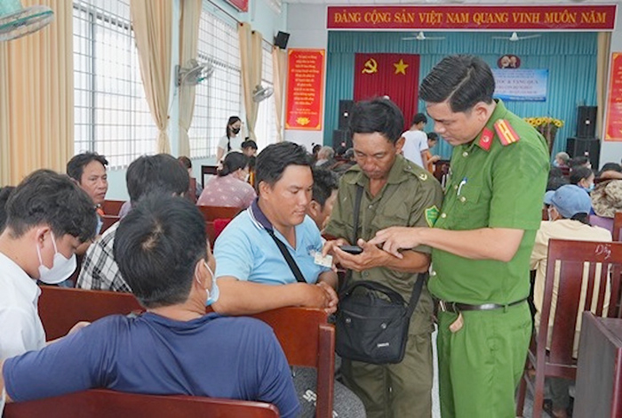 Trang 25: “Cánh tay nối dài” của Công an cấp xã -0