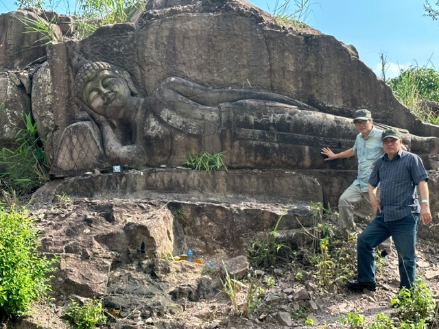 Nam Lào ký sự -0