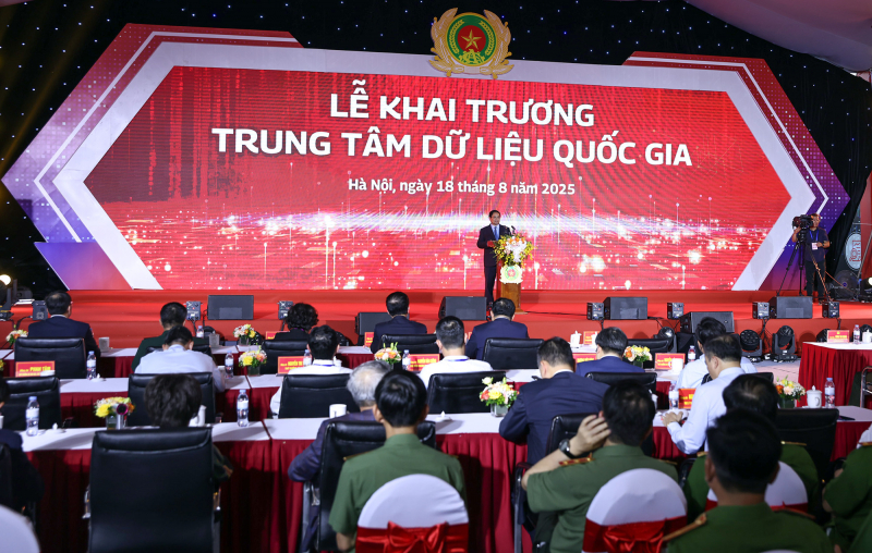 Thủ tướng Chính phủ Phạm Minh Chính dự Lễ khai trương Trung tâm Dữ liệu quốc gia -0