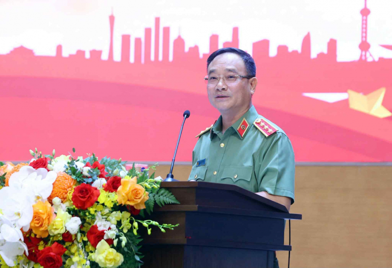 Xây dựng đội ngũ CBCS, đảng viên có trí tuệ, năng lực, thích ứng làm việc trên môi trường số -0