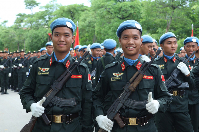 Những câu chuyện đặc biệt trên thao trường huấn luyện diễu binh  A80 -0