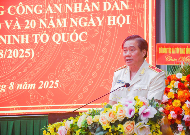 Công an Đồng Tháp họp mặt Kỷ niệm 80 năm Ngày truyền thống CAND -0