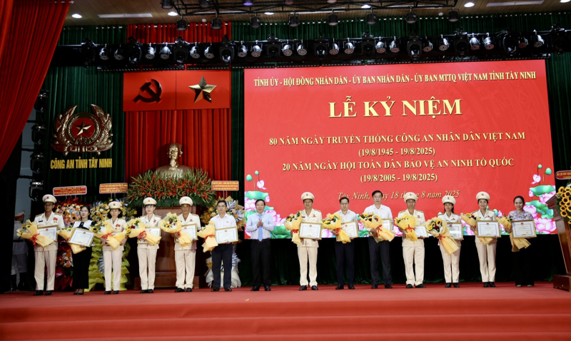 Phát huy truyền thống CAND trên mảnh đất Tây Ninh anh hùng -0