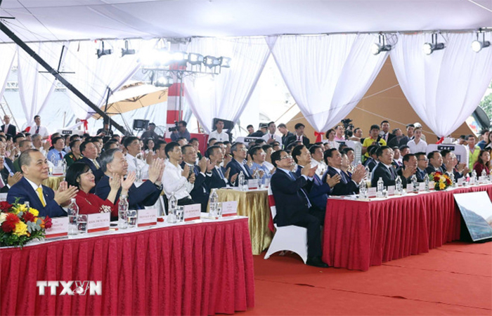 Thủ tướng: Không khí đặc biệt, khí thế đặc biệt, nỗ lực đặc biệt, sẽ tạo thành quả đặc biệt -0