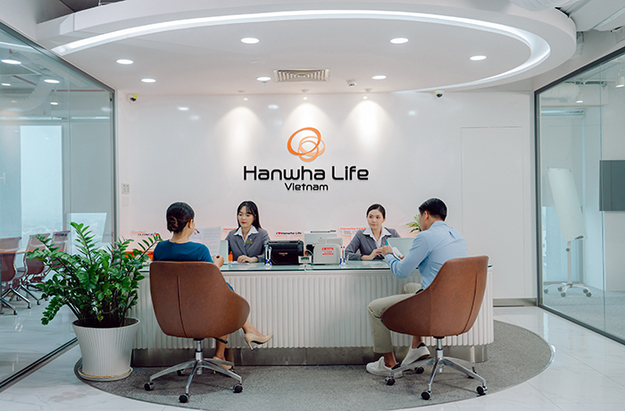 Hanwha Life Việt Nam 9 năm liên tiếp vào “Top 10 Công ty Bảo hiểm nhân thọ uy tín” -0