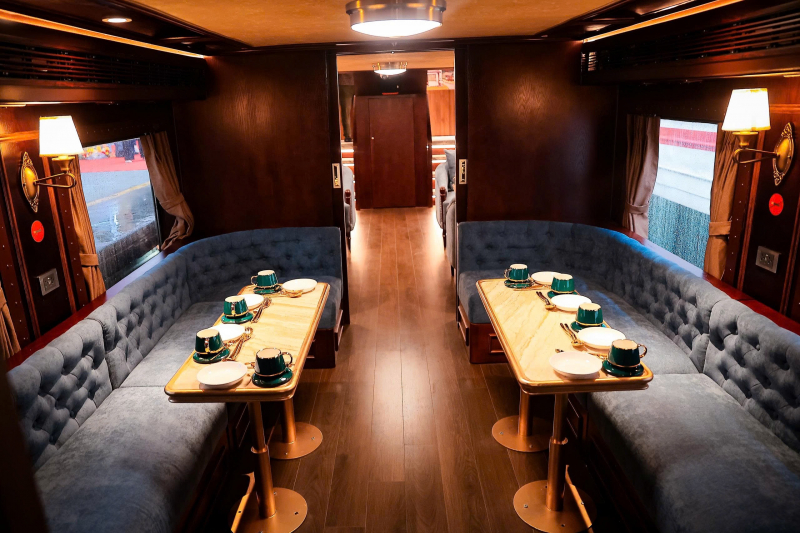 Hôm nay, Đường sắt Việt Nam ra mắt Đoàn tàu 5 cửa ô và hệ thống kiểm soát vé bằng công nghệ sinh trắc học -0