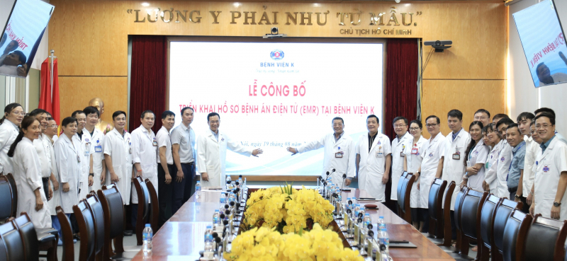 Bỏ bệnh gián giấy, giảm thời gian chờ khám cho bệnh nhân ung thư -0