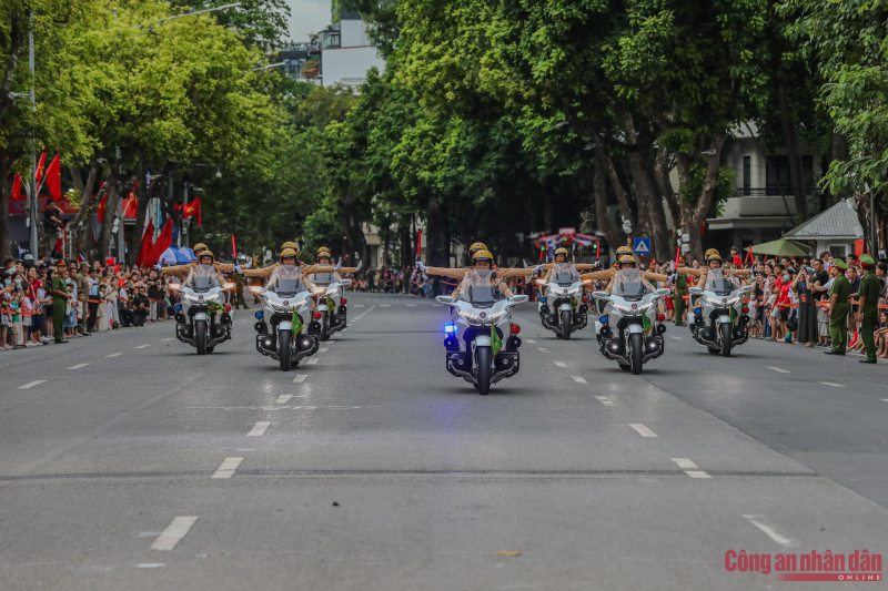Streamlining for general training, preliminary rehearsal and general rehearsal of military parades and marches in Hanoi -0