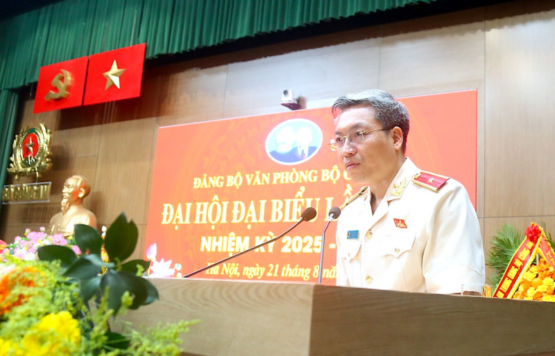 Phát huy truyền thống Văn phòng Bộ Công an, đổi mới công tác tham mưu linh hoạt, kịp thời -0