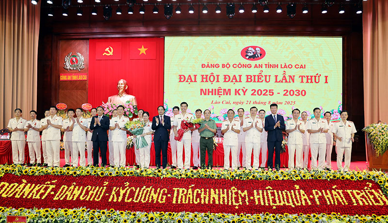 Thứ trưởng Đặng Hồng Đức dự và chỉ đạo Đại hội đại biểu Đảng bộ Công an tỉnh Lào Cai -1
