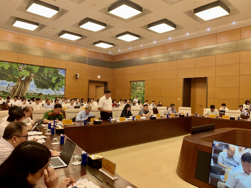 Chống thuốc giả, thực phẩm giả luôn là cấp bách -0