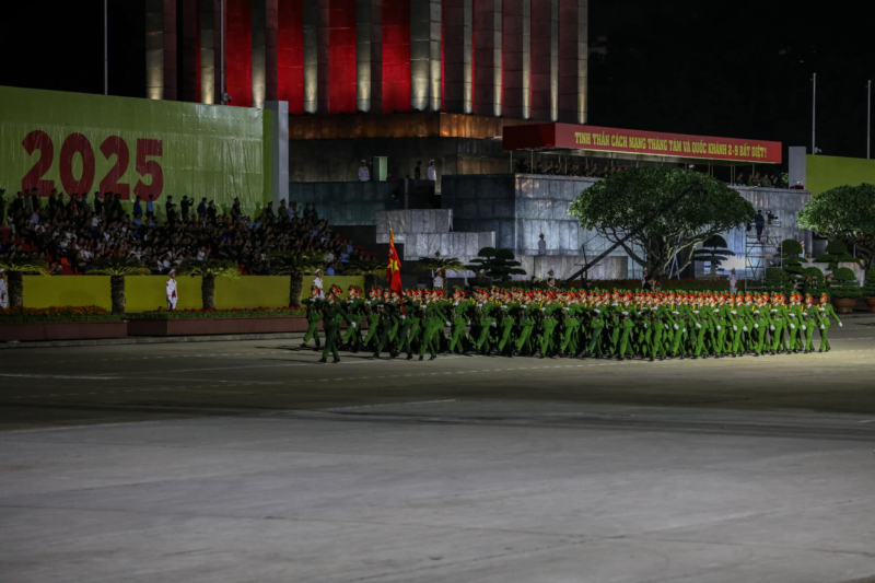 Tổng hợp luyện diễu binh, diễu hành tại Quảng trường Ba Đình -1