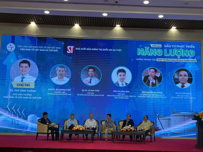 Gỡ 'nút thắt' để thu hút đầu tư vào năng lượng xanh để đạt tăng trưởng bền vững -0