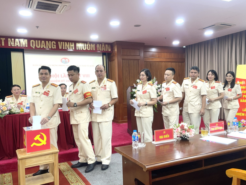 Đại hội Đảng bộ -0