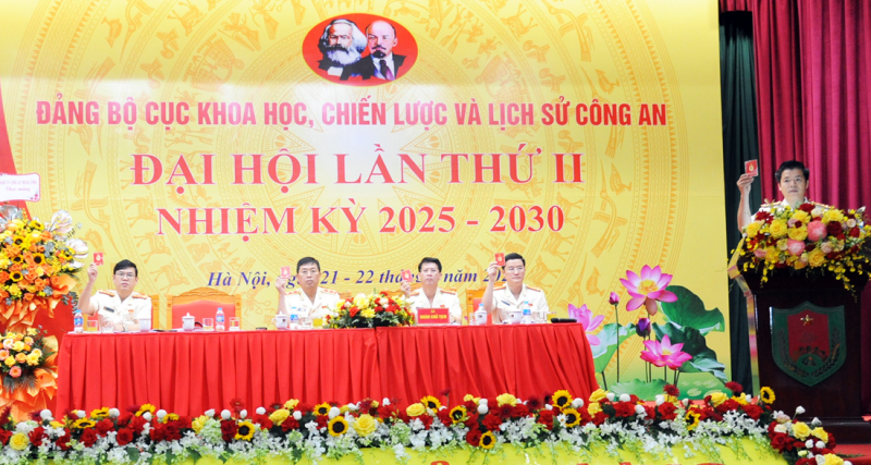 Phát huy hiệu quả hơn nữa vai trò chủ trì trên mặt trận khoa học, công nghệ, chiến lược, lý luận của lực lượng CAND -0