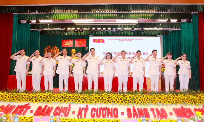 Phát huy vai trò công tác chính trị, tư tưởng trong các mặt công tác Công an -0