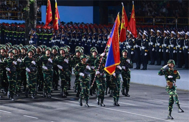 50 kiều bào sẽ tham gia diễu hành A80 -0